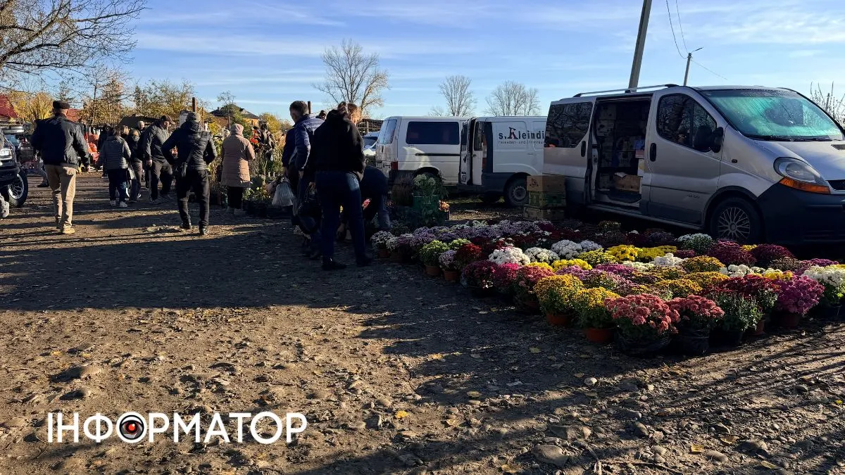 Осінній колорит суботнього базару: фоторепортаж з коломийської "Торговиці" 4