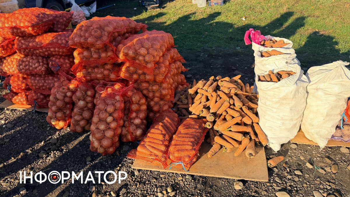 Осінній колорит суботнього базару: фоторепортаж з коломийської "Торговиці" 14