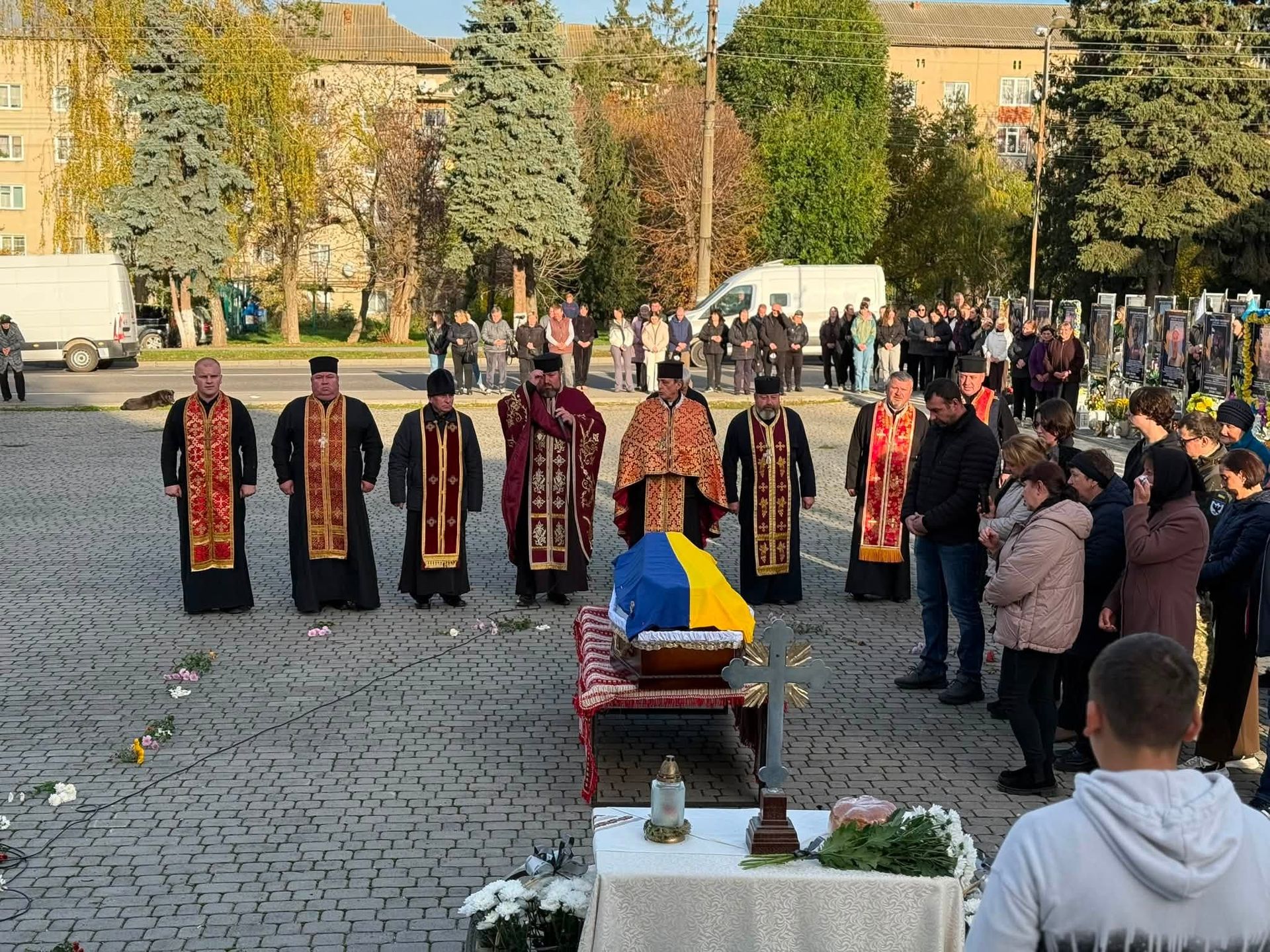 В Отинії "на щиті" зустріли полеглого воїна Ярослава Малашинського 3