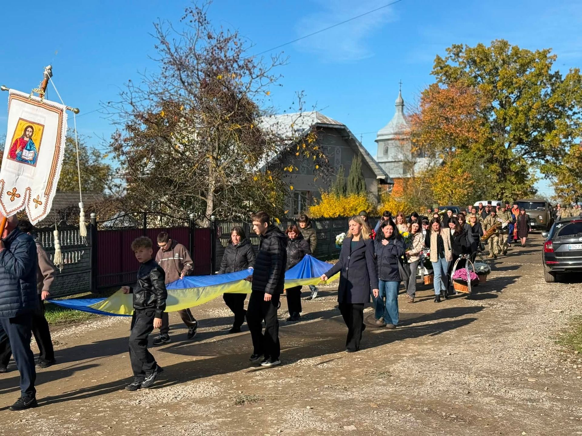 На Коломийщині попрощалися з бійцем 10-ї ОГШБр Миколою Андрейчуком 7
