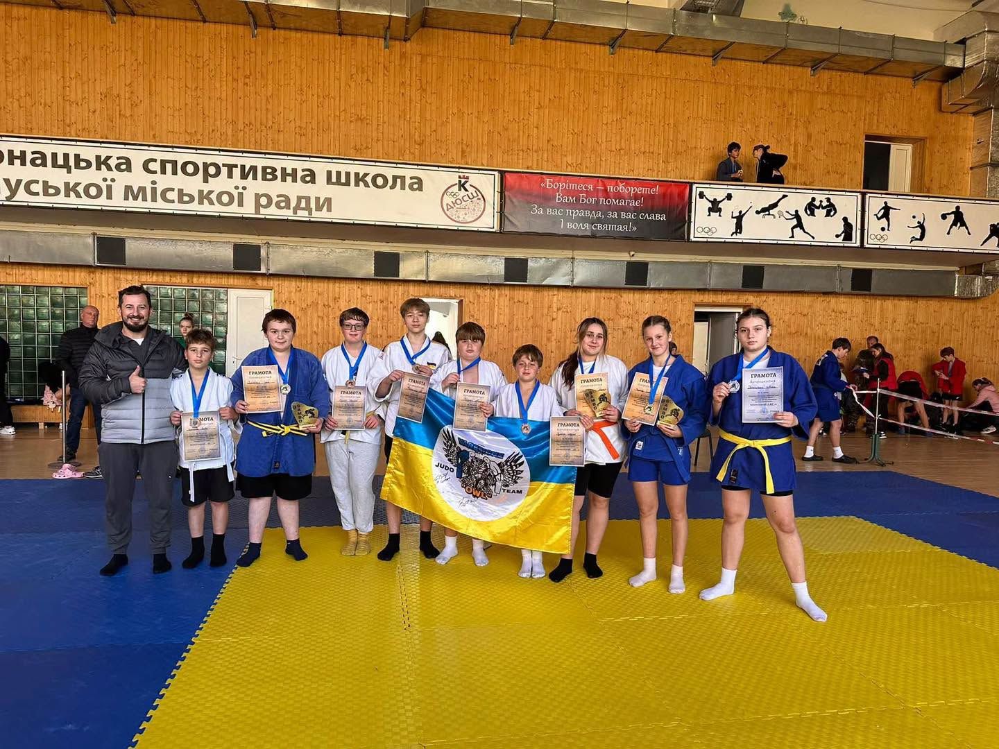 Юні самбісти з Яремчанської громади привезли 19 медалей із турніру в Калуші 6