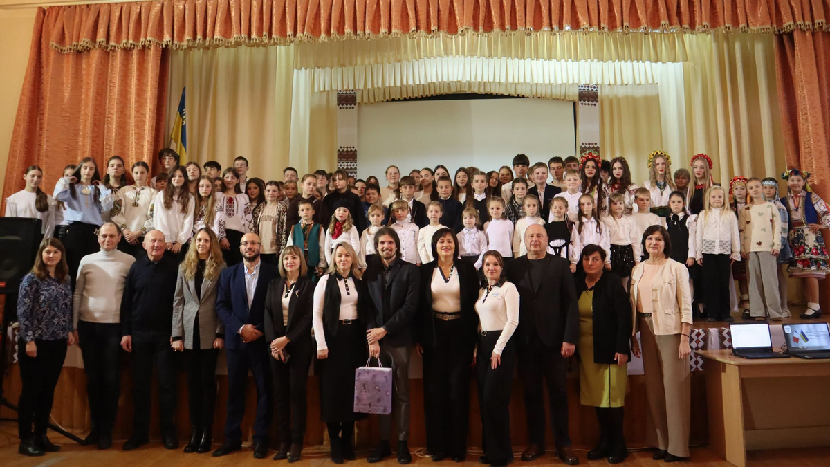 Ліцеїстам у Коломиї вручили сертифікати DELF, які дають змогу вступати до вишів Франції