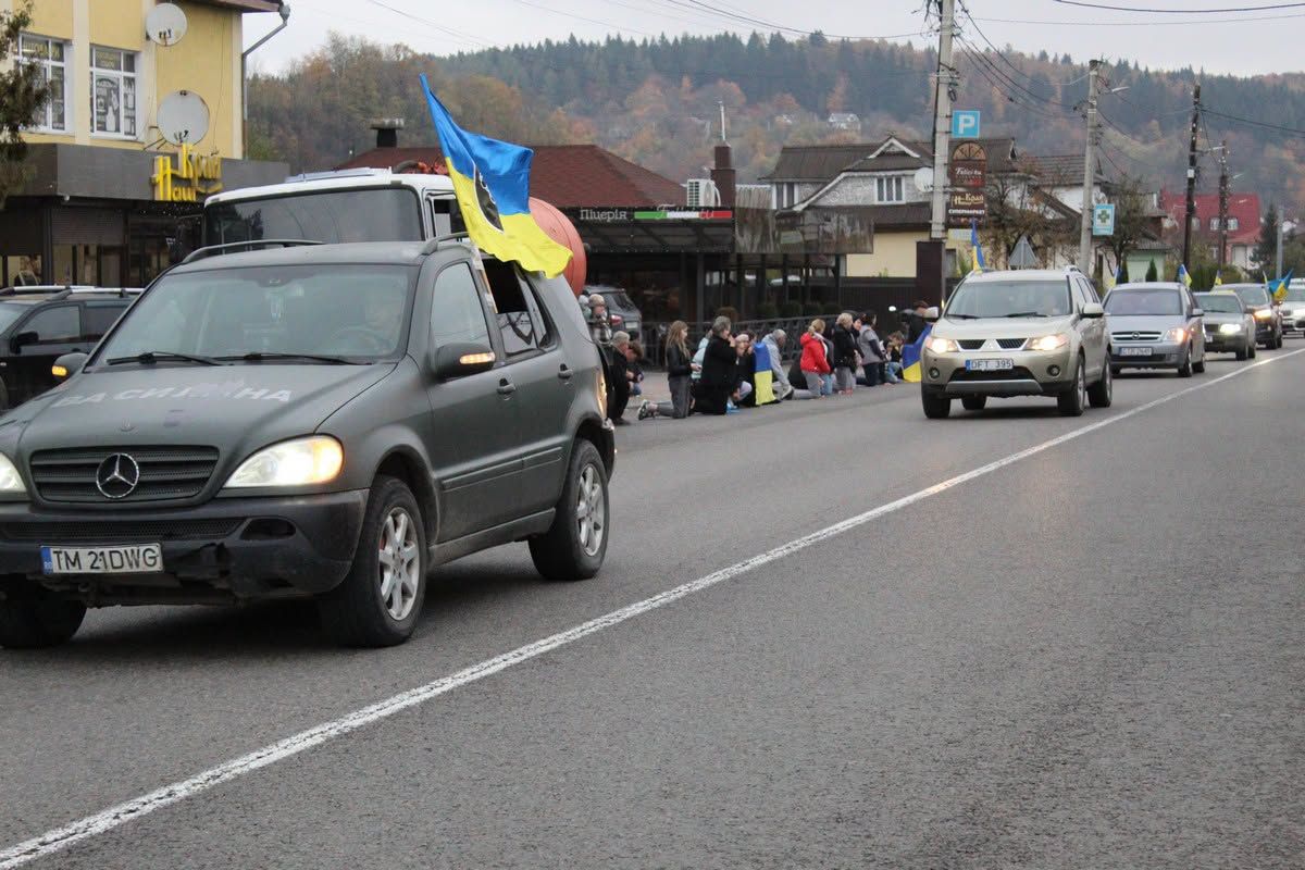 У Делятині попрощалися із загиблим захисником Іваном Гуменюком 5