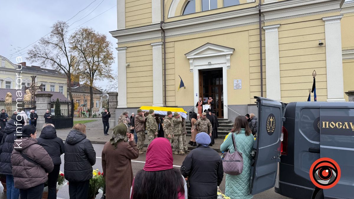 Коломия попрощалася із полеглим воїном Олександром Герелюком 14