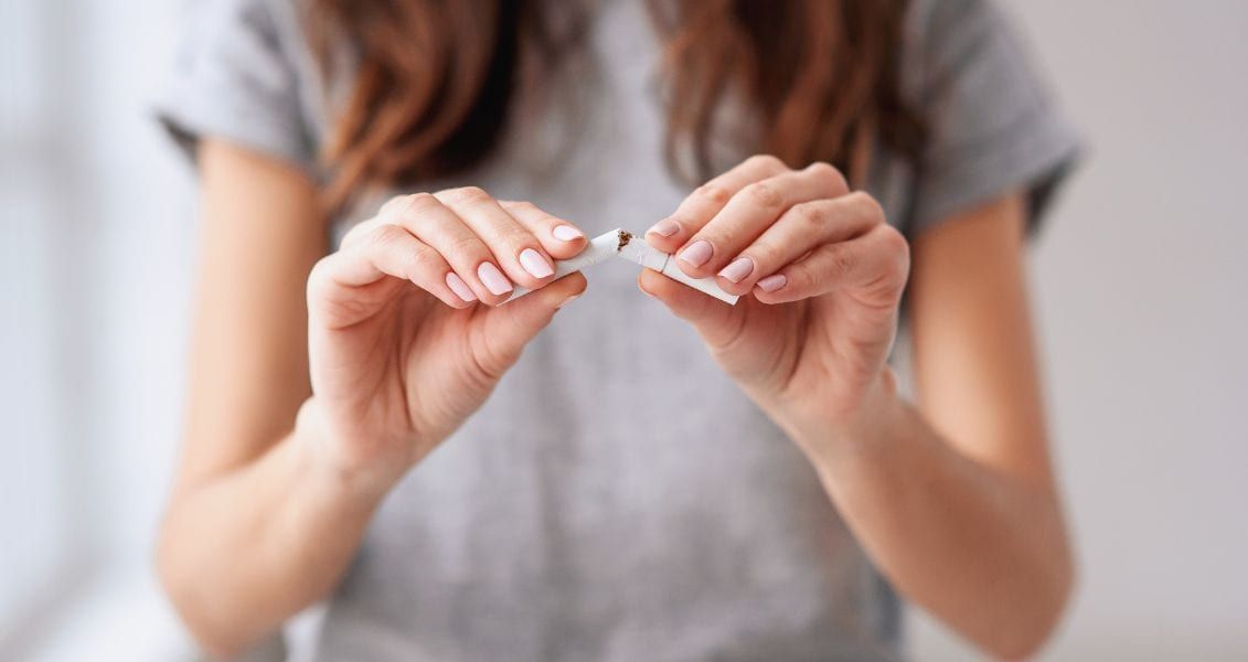 Переваги відмови від куріння включають зниження ризику захворювань, пов’язаних з курінням, і збільшення тривалості життя