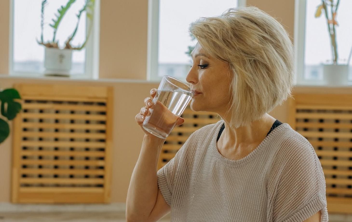 Пийте воду - вона не дасть тиску "підстрибнути". Пийте воду - вона не дасть тиску "підстрибнути".