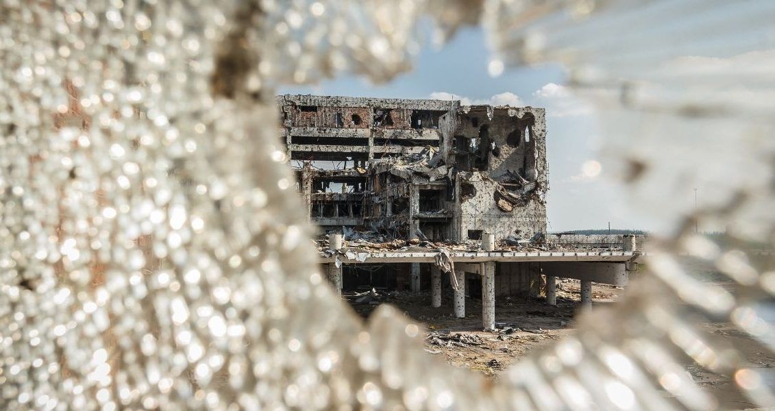 На жаль, тепер Україна щодня втрачає своїх найкращих синів, своїх героїв-захисників, щодня оплакує та вшановує їхні подвиги та світлу памʼять