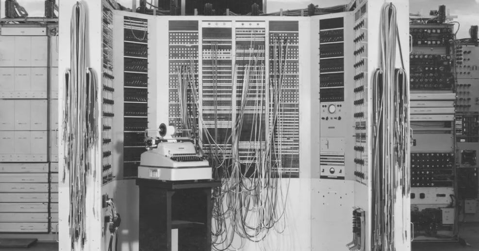 Секретний британський комп'ютер для розшифрування перехоплених німецьких радіоповідомлень Секретний британський комп'ютер для розшифрування перехоплених німецьких радіоповідомлень