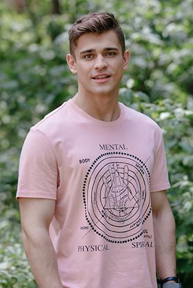 Максим Девізоров Максим Девізоров