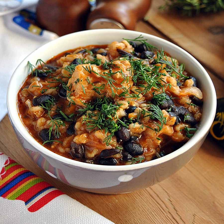 Страва слід довго томити на несильному вогні, тому вона потребує деякого часу для приготування, але технологія - проста! Страва слід довго томити на несильному вогні, тому вона потребує деякого часу для приготування, але технологія - проста!