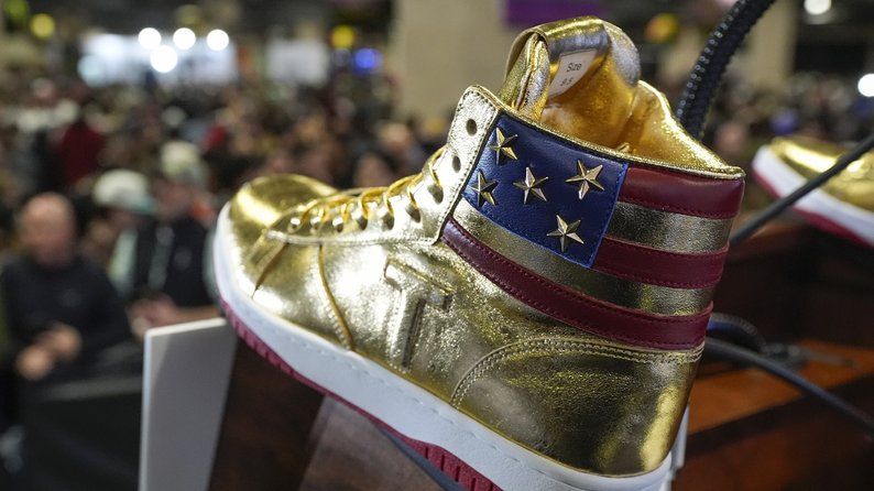 За словами екс-президента США, про це він роздумував вже давно За словами екс-президента США, про це він роздумував вже давно