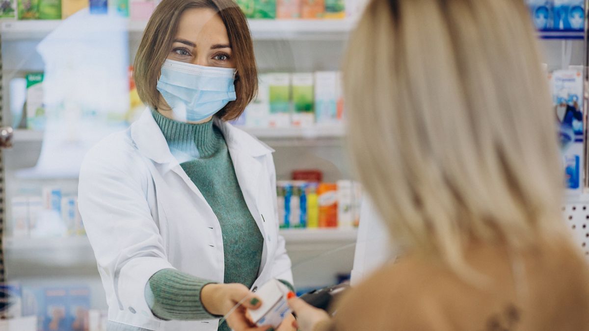 Завдяки даним в ЕСОЗ є можливість отримувати е-рецепти, не відвідуючи лікаря. Завдяки даним в ЕСОЗ є можливість отримувати е-рецепти, не відвідуючи лікаря.