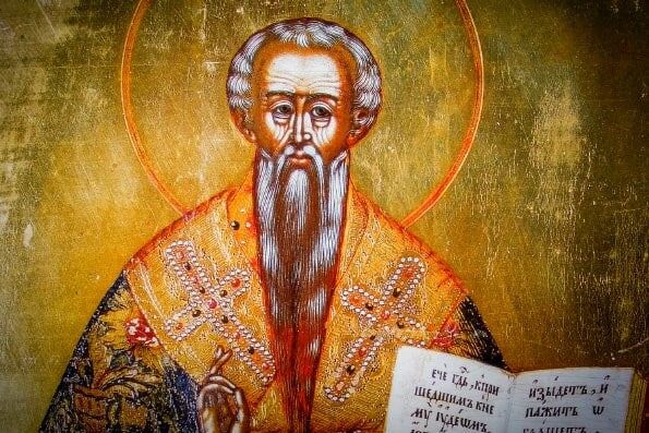 21 березня прибирають зимове взуття та дістають весняне