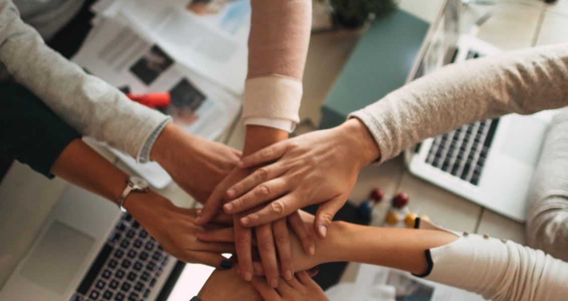 Цей день є чудовою нагодою для колективів зібратися разом і зосередитися на безперервному вдосконаленні, зміцненні командної роботи та формуванні культури навчання та зростання в межах організації Цей день є чудовою нагодою для колективів зібратися разом і зосередитися на безперервному вдосконаленні, зміцненні командної роботи та формуванні культури навчання та зростання в межах організації