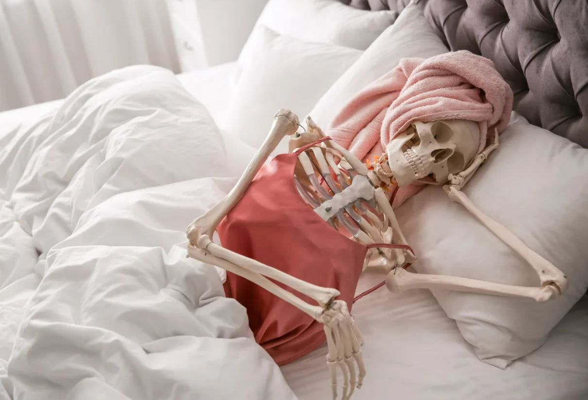 Робіть перерви між перебуванням у діжку та сном, практикуйте "гниття у ліжку" не частіше, ніж на місяць.