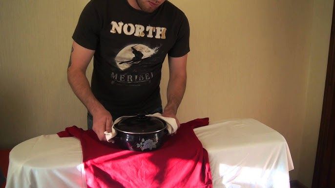 Каструля або сковорода з плоским та товстим дном можуть стати інструментами для прасування, якщо вони досить важкі та чисті Каструля або сковорода з плоским та товстим дном можуть стати інструментами для прасування, якщо вони досить важкі та чисті