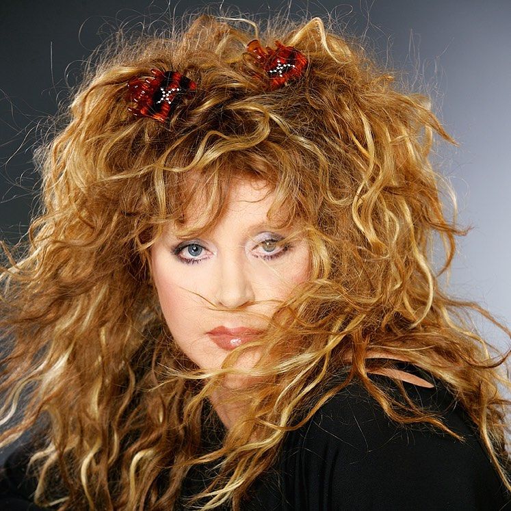 Пугачова виступає проти війни в Україні. Пугачова виступає проти війни в Україні.