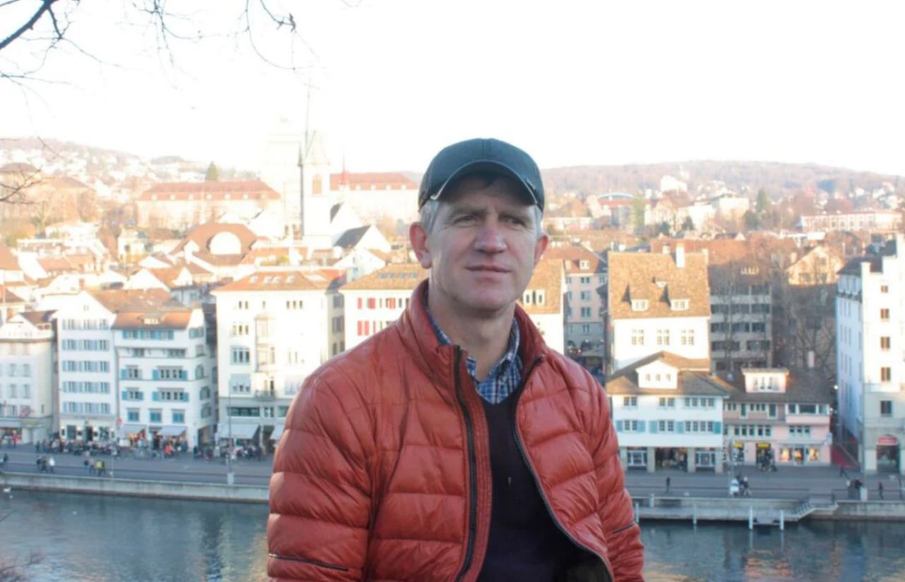 Дом Александра Демиденко стал приютом для сотен украинцев. Дом Александра Демиденко стал приютом для сотен украинцев.