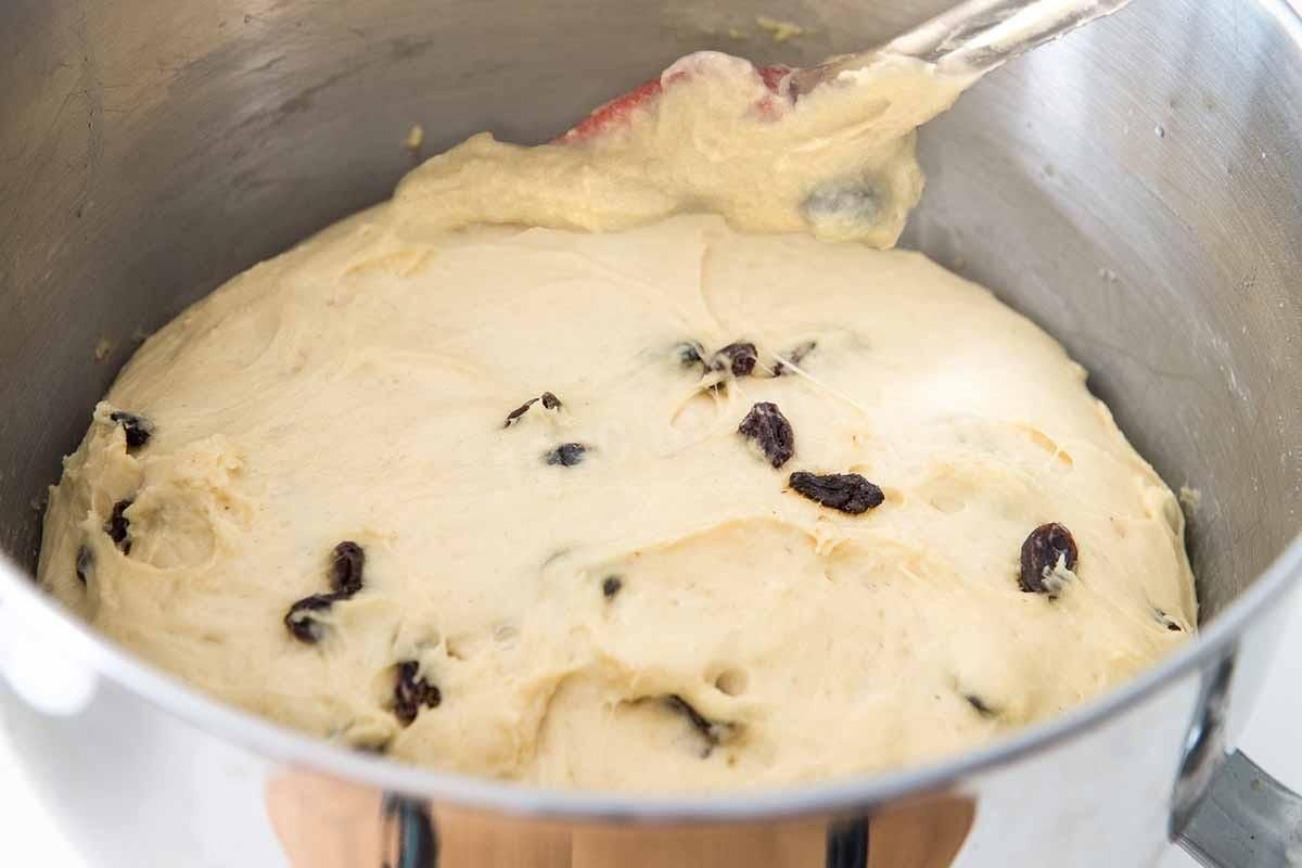 От качества дрожжей зависит, как подойдет тесто. От качества дрожжей зависит, как подойдет тесто.