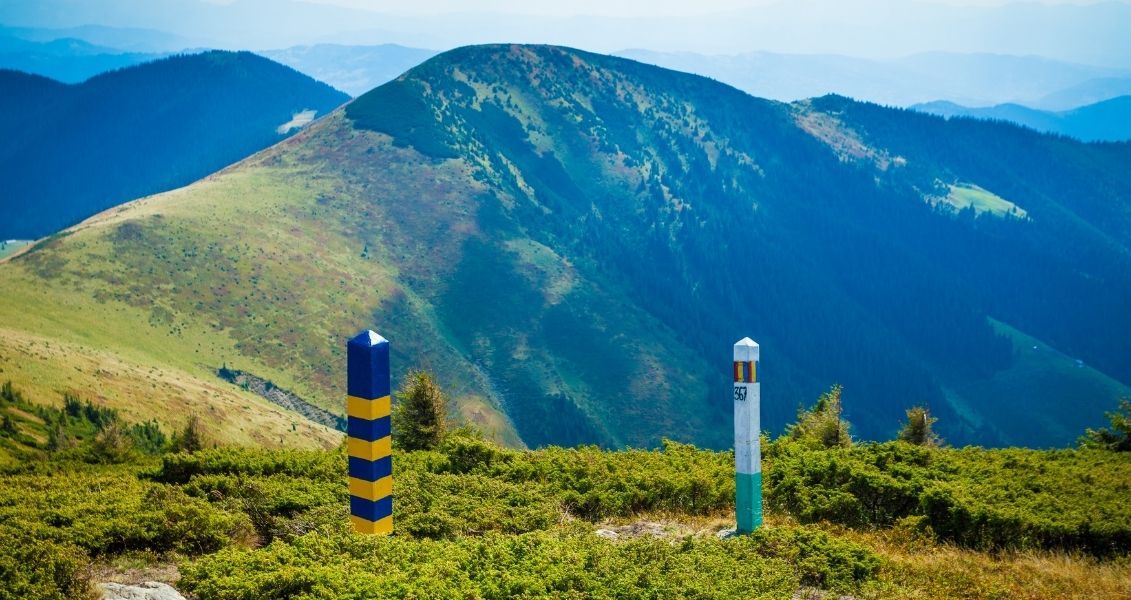 Празднование - возможность отдать уважение военнослужащим, охраняющим границы государства, а также отблагодарить пограничников, получивших ранения или погибших при исполнении служебных обязанностей