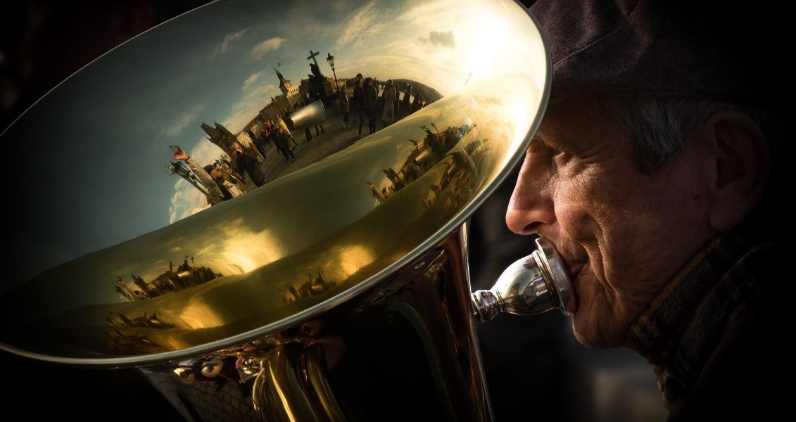 Международный день тубы - это возможность признать важную роль, которую играют тубы в музыке, и почтить талантливых музыкантов, играющих на этом инструменте Международный день тубы - это возможность признать важную роль, которую играют тубы в музыке, и почтить талантливых музыкантов, играющих на этом инструменте