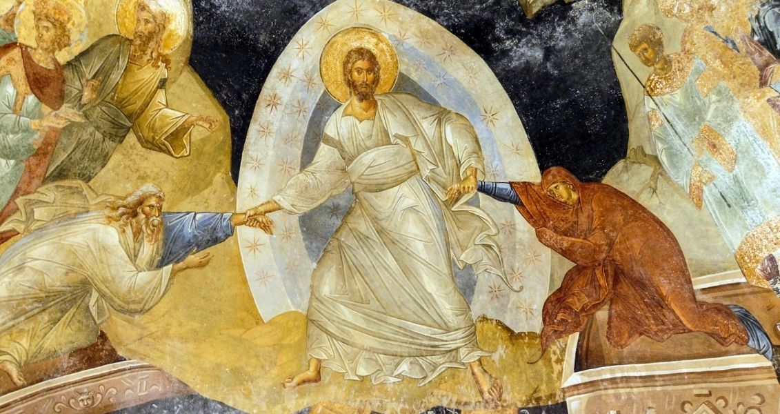 Есть немало хороших обрядов, например, пение рощиц - традиционных весенних украинских песен