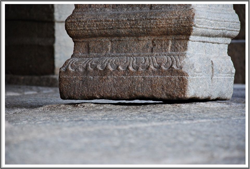 Поки що нікому не вдалося розгадати загадку левітуючої колони, незважаючи на те, що її досліджували різні інженери Поки що нікому не вдалося розгадати загадку левітуючої колони, незважаючи на те, що її досліджували різні інженери