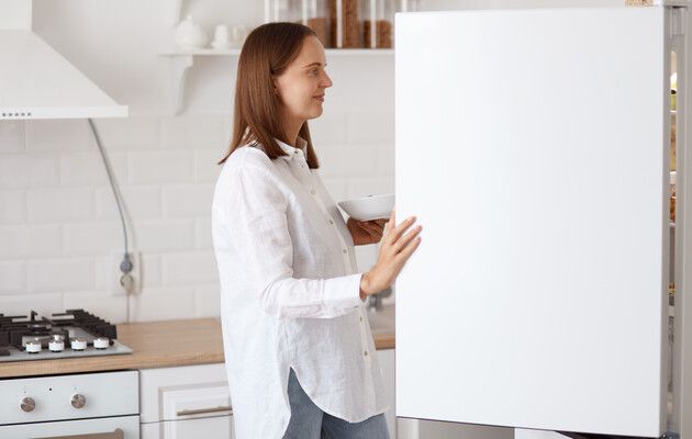 Размышления возле холодильника отложим до лучших времен. Размышления возле холодильника отложим до лучших времен.