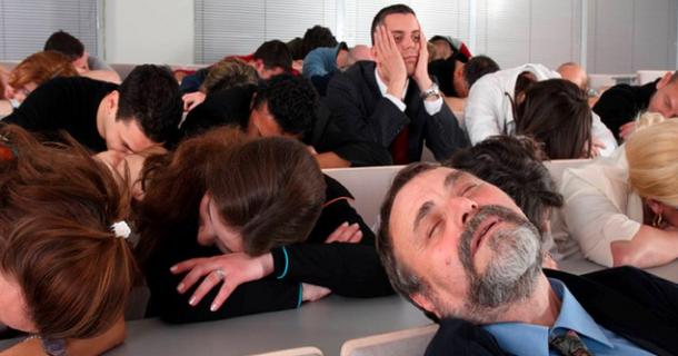 Массовый гипноз - вопрос доверчивости и аудитории. Массовый гипноз - вопрос доверчивости и аудитории.