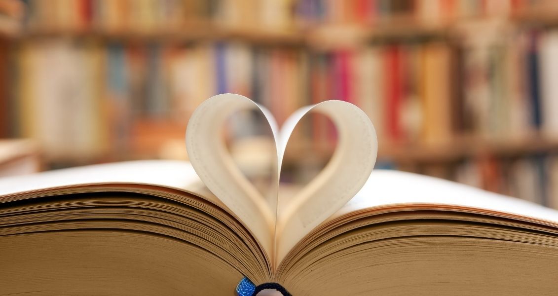 Невозможно не оценить и важную роль филологов – учителей, которые с детства учат нас грамотности, культуре речи, прививают любовь к литературе