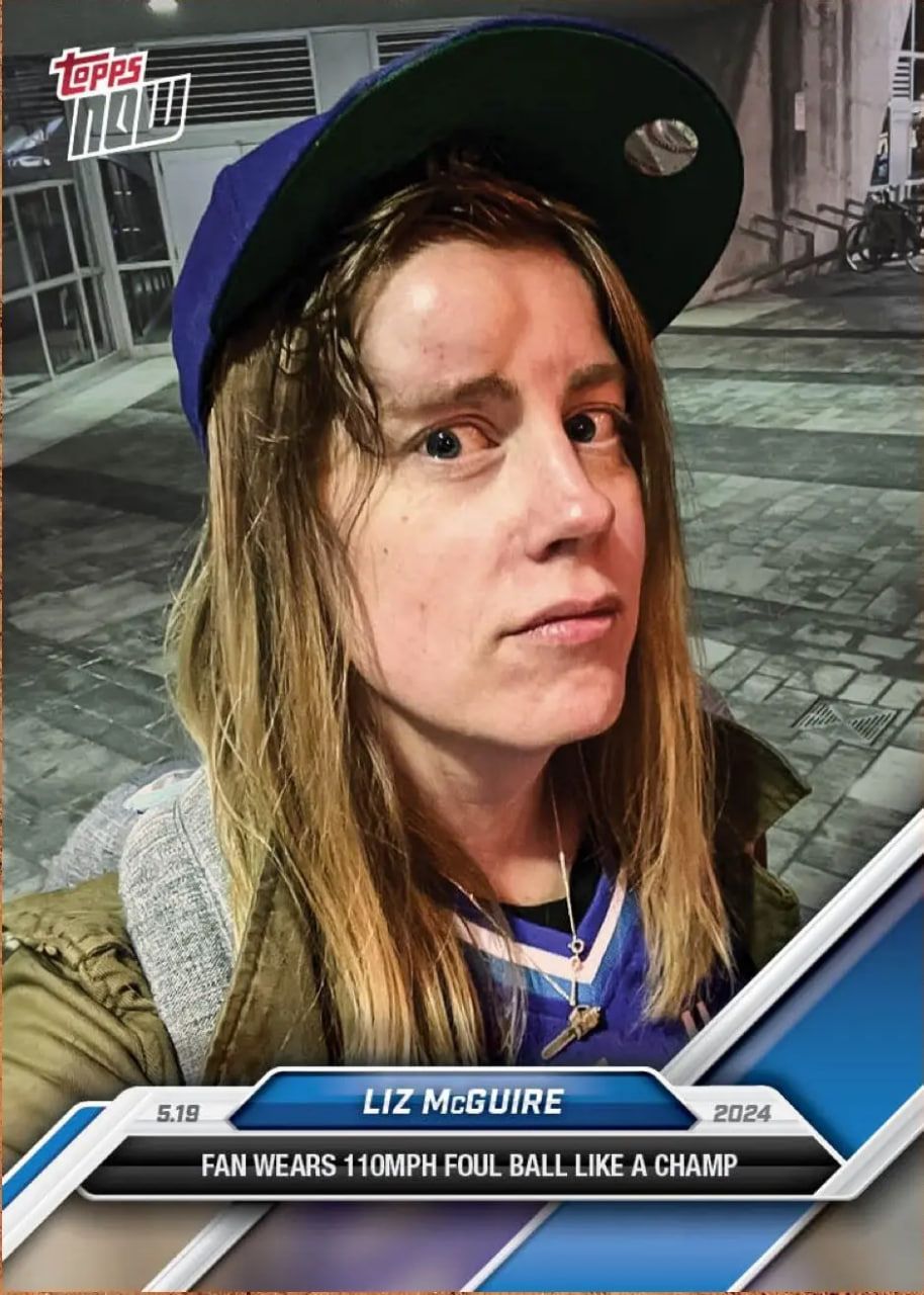 На карточках изображен Макгуайр в экипировке "Блю Джейс" с большой шишкой на лбу На карточках изображен Макгуайр в экипировке "Блю Джейс" с большой шишкой на лбу