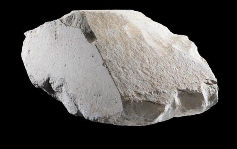 Облицовочный известняк от Великой пирамиды. Облицовочный известняк от Великой пирамиды.