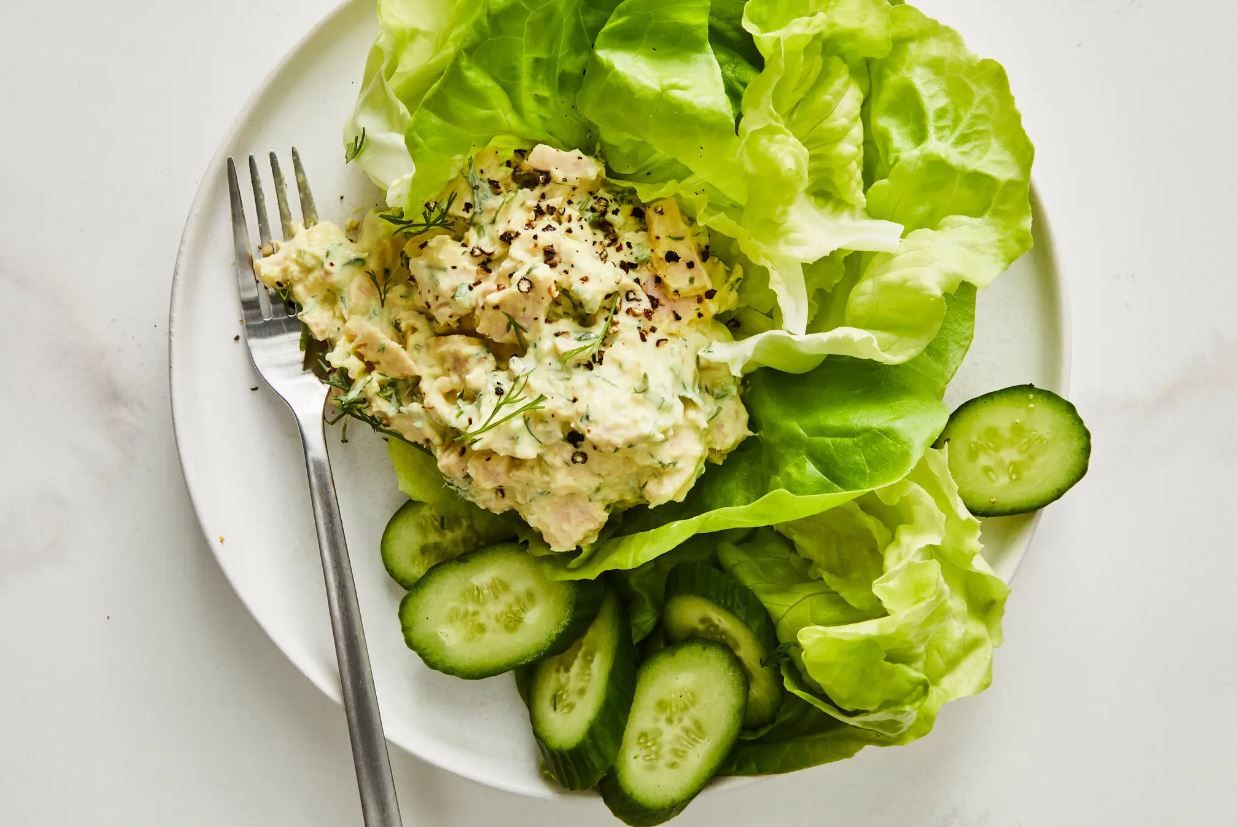 Додавайте зелень к вашим блюдам - ​​это нагоняет аппетиту.