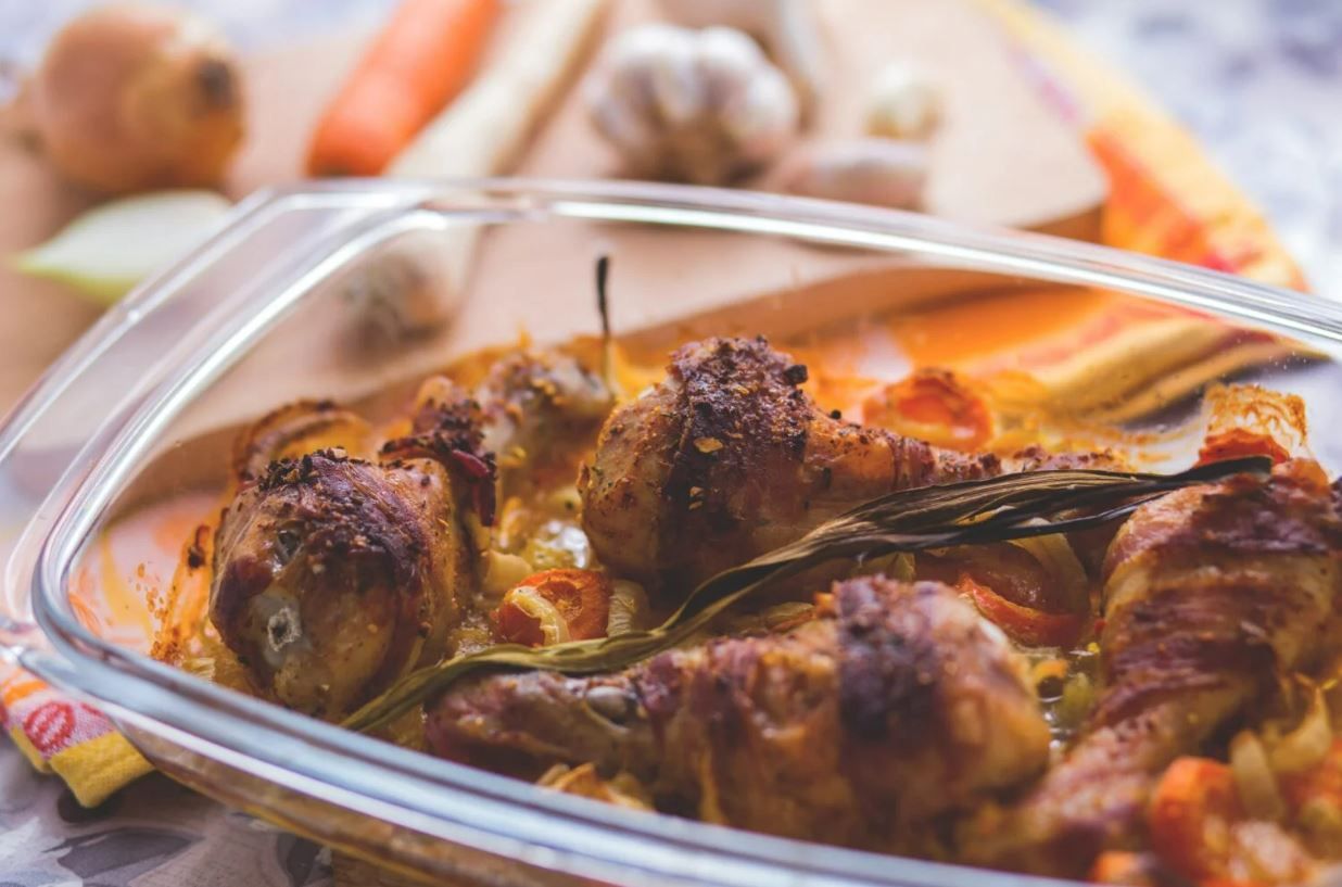 Такая курица, жареная с хлебом, очень и очень сытная.