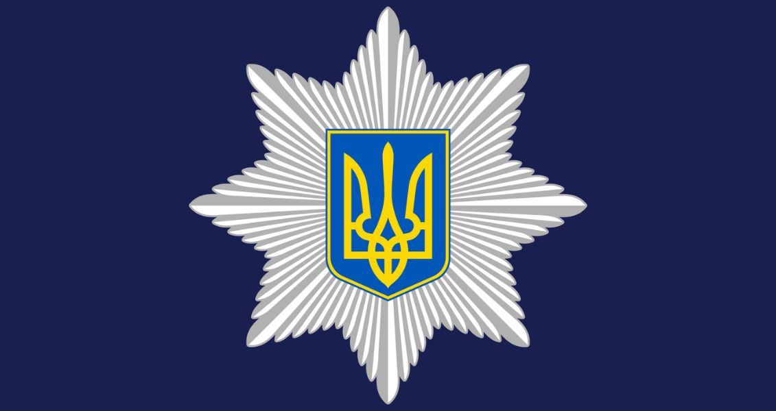 Полицейские офицеры имеют доступ к уникальному оборудованию, такому как насосные ружья, гидравлические ножницы и бензопилы, что позволяет им эффективно реагировать на различные ситуации, которые могут возникнуть в их общинах