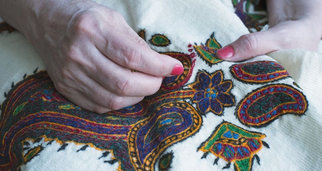 Обмен знаниями приводит к культурной связи между регионами и улучшению отношений между ними Обмен знаниями приводит к культурной связи между регионами и улучшению отношений между ними