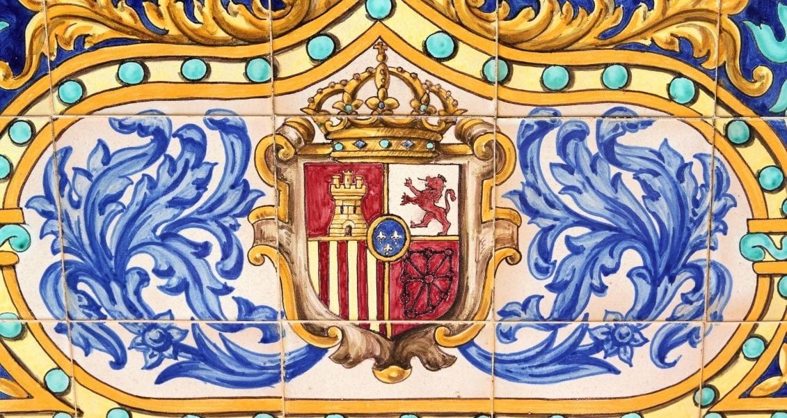 Геральдика играет огромную роль в исследовании истории, открытии увлекательных фактов прошедшего. Она разъясняет значение символических фигур, изображенных на гербах Геральдика играет огромную роль в исследовании истории, открытии увлекательных фактов прошедшего. Она разъясняет значение символических фигур, изображенных на гербах