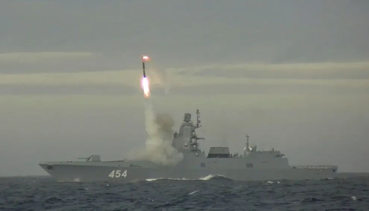 Испытания "Циркона" прошли уже в 2022 году. Испытания "Циркона" прошли уже в 2022 году.