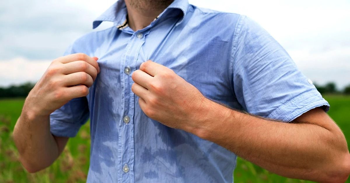 При чрезмерном поттоделении помогут аптечные антиперспиранты. При чрезмерном поттоделении помогут аптечные антиперспиранты.