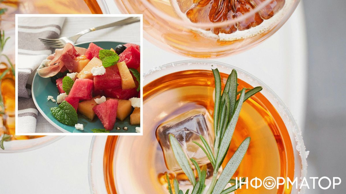 В жару не налегайте на выпивку - потому что тогда вода будет просачиваться просто через вас, а увлажниться будет сложно. В жару не налегайте на выпивку - потому что тогда вода будет просачиваться просто через вас, а увлажниться будет сложно.