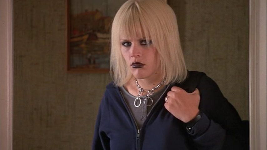 Елізабет Джин "Бізі" Філіппс