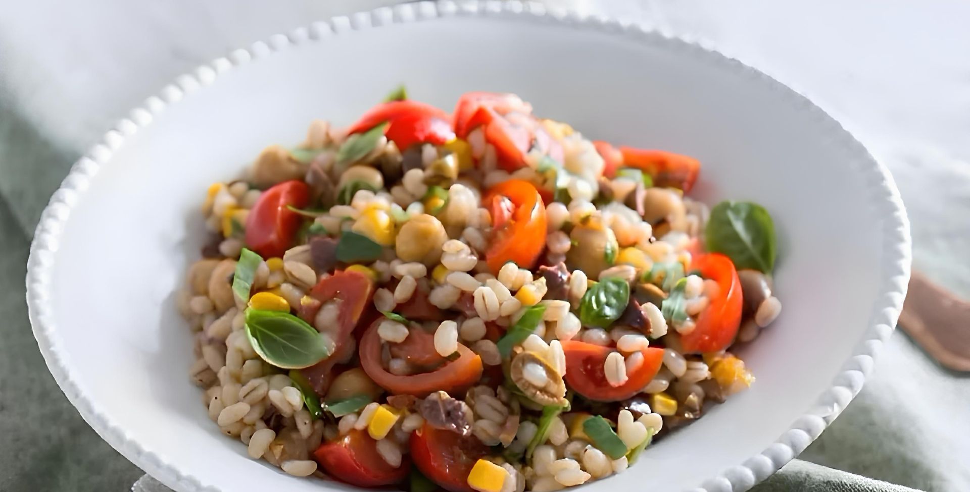 Така каша-салт не набридне, навіть якщо куштувати цю страву щодня! 