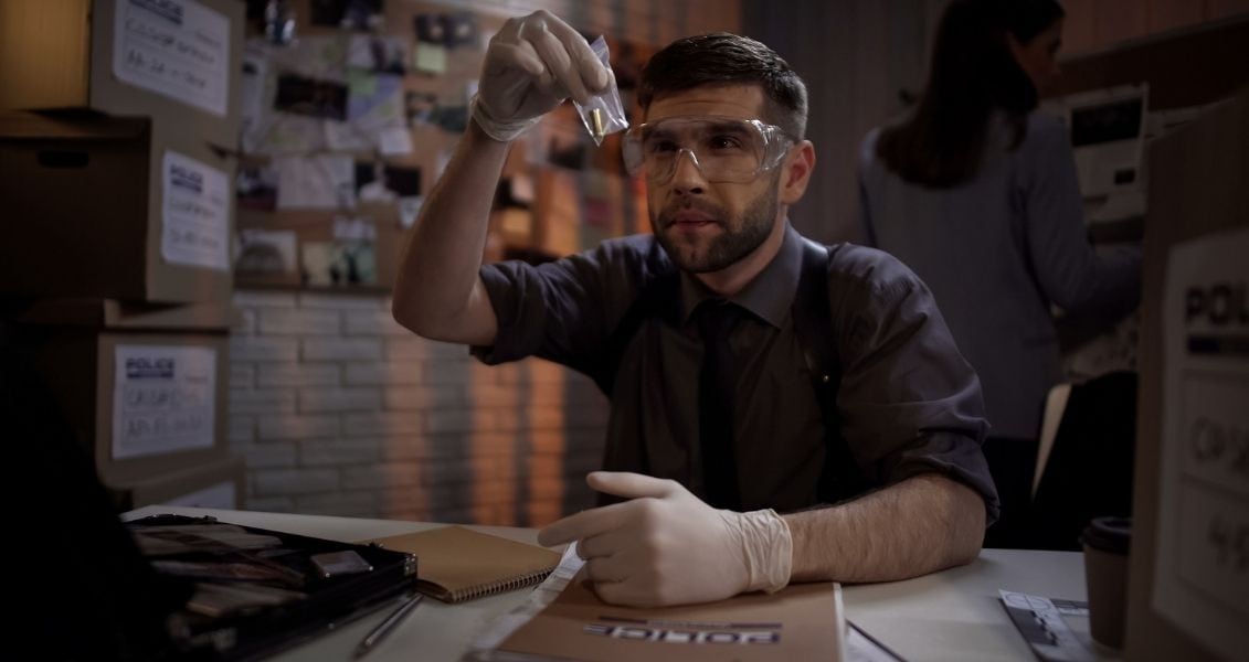 В День судебного эксперта необходимо приветствовать профессионалов своего дела, желая им всегда в своей работе руководствоваться объективностью и беспристрастностью