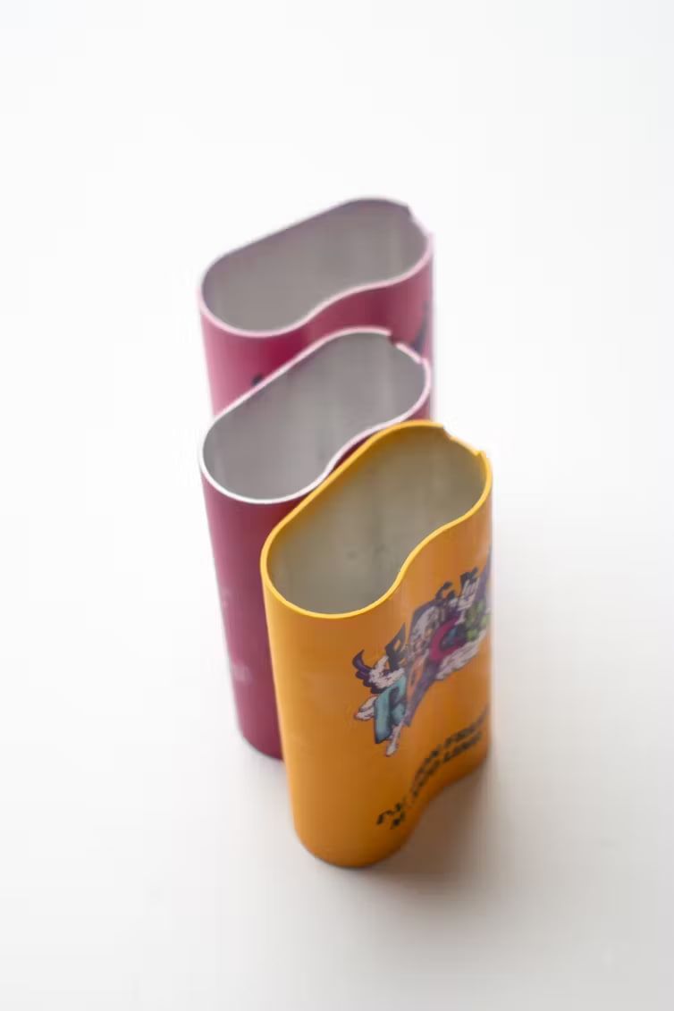 Корпус вейпа алюминиевый с пластиковыми колпачками