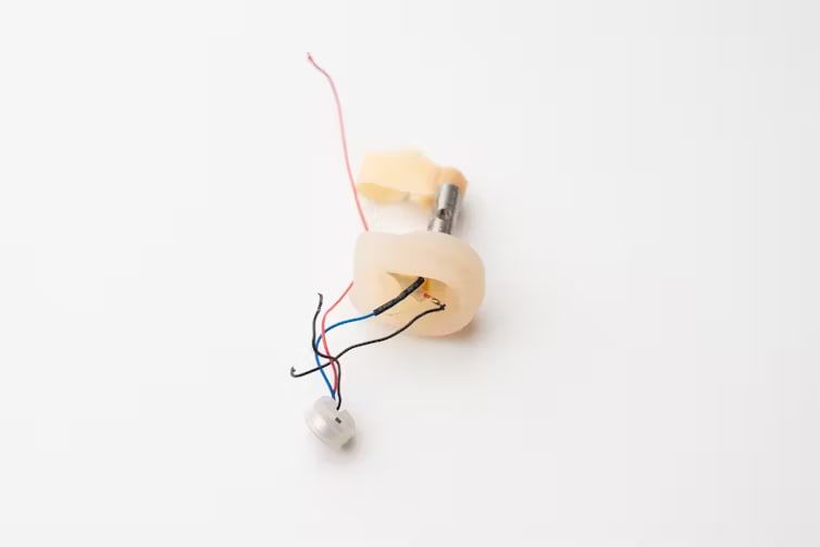 Нагревательный элемент, испаритель