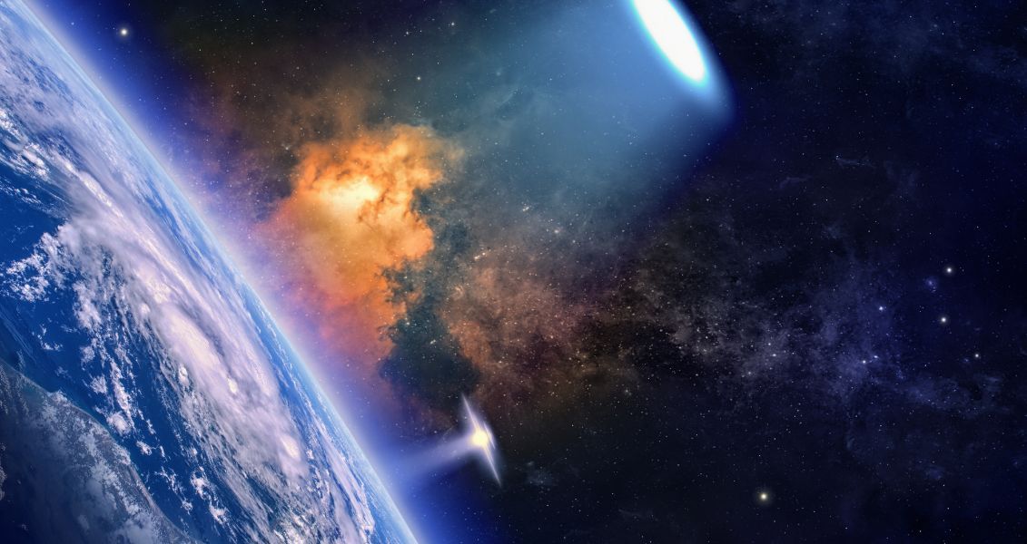 Всесвітній день викриття – це не лише визнання світла в небі, але й боротьба з брехнею на землі