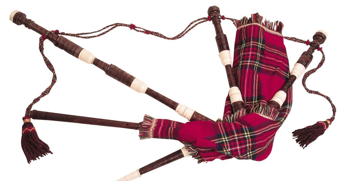 День вшанування волинки дає можливість заглибитися в шотландську історію та культуру, дізнавшись про значну роль волинки, яку вона відіграла не лише в музичному плані День вшанування волинки дає можливість заглибитися в шотландську історію та культуру, дізнавшись про значну роль волинки, яку вона відіграла не лише в музичному плані