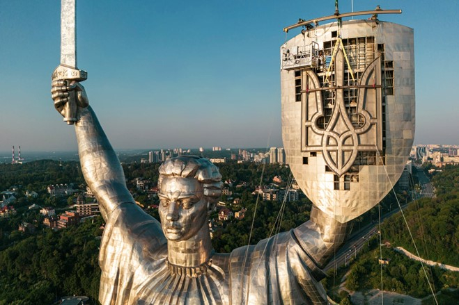 найвищої в Європі монументальної скульптури 