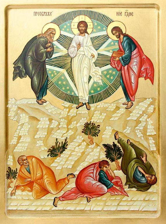 Українські господині варили пісний борщ із ранніх овочів. У кожної українки був свій сімейний рецепт борщу, який передавався з покоління в покоління