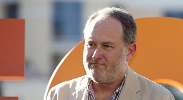 Дастін Лі Гоффман